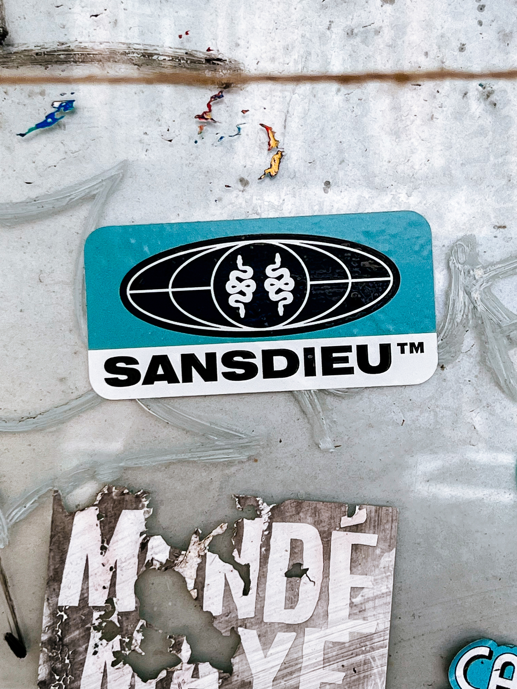 “SANSDIEU”. Sticker. 