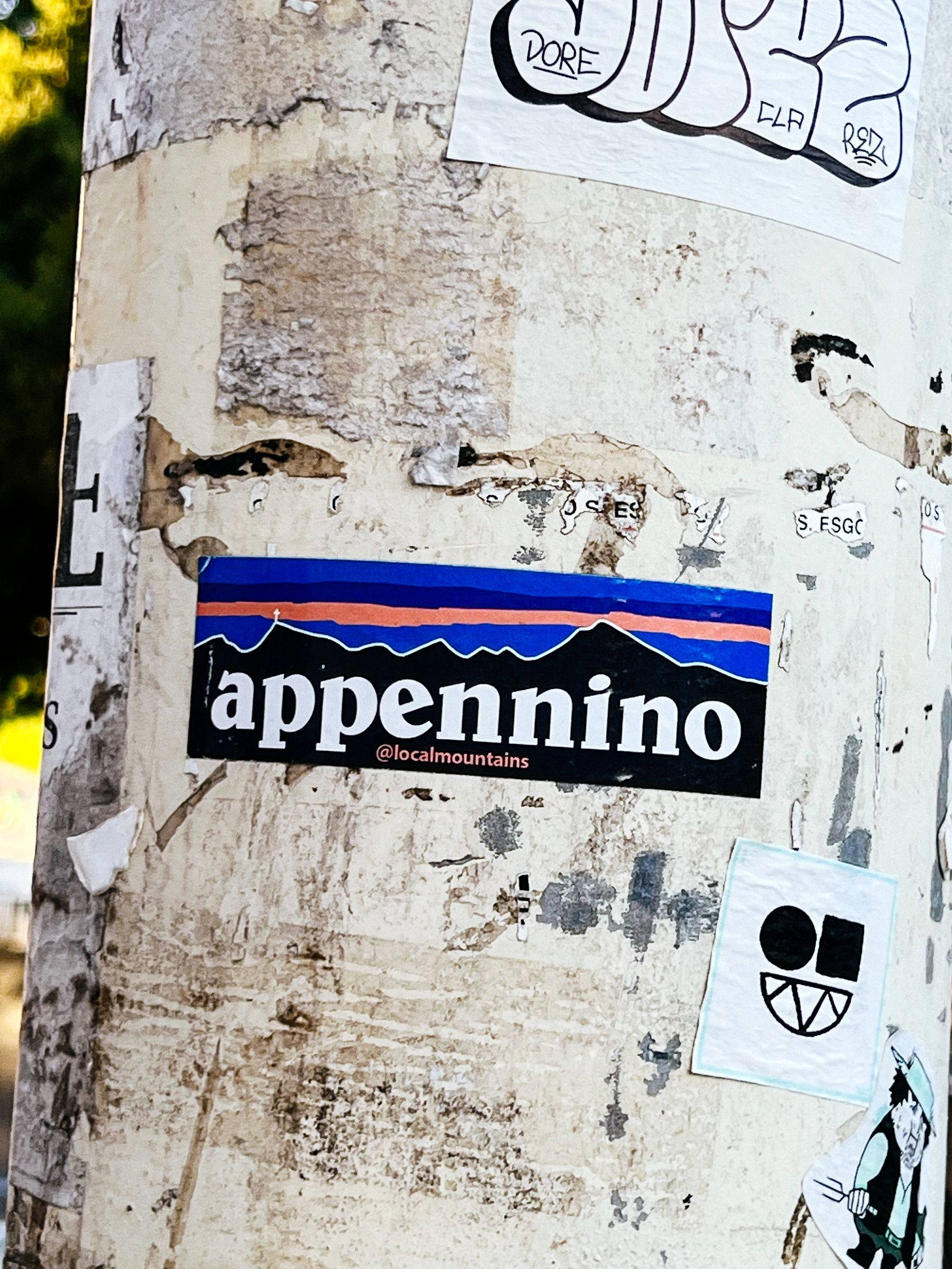 Replica of a Patagonia sticker, with “Appennino” replacing the brand name. 